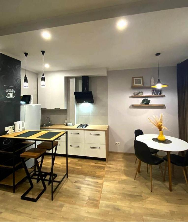 Stylish Apartment In The Historic Center تشيرنيهيفسكا المظهر الخارجي الصورة